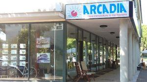 Agenzia Arcadia - Viale Tritone - Cervia