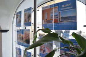 Agenzia Immobiliare Broker - Servizi Immobiliari - Via Roma - Alassio
