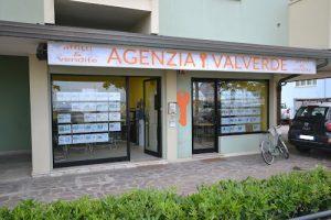 Agenzia Valverde - Viale G. Carducci - Valverde