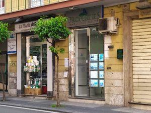 Immobiliare Properties - Case in vendita a salerno zona Carmine - Via del Carmine - Salerno