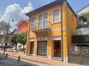 Agenzia Immobiliare RE/MAX Centro Immobiliare 2 Viggiù - Via Roma - Viggiù